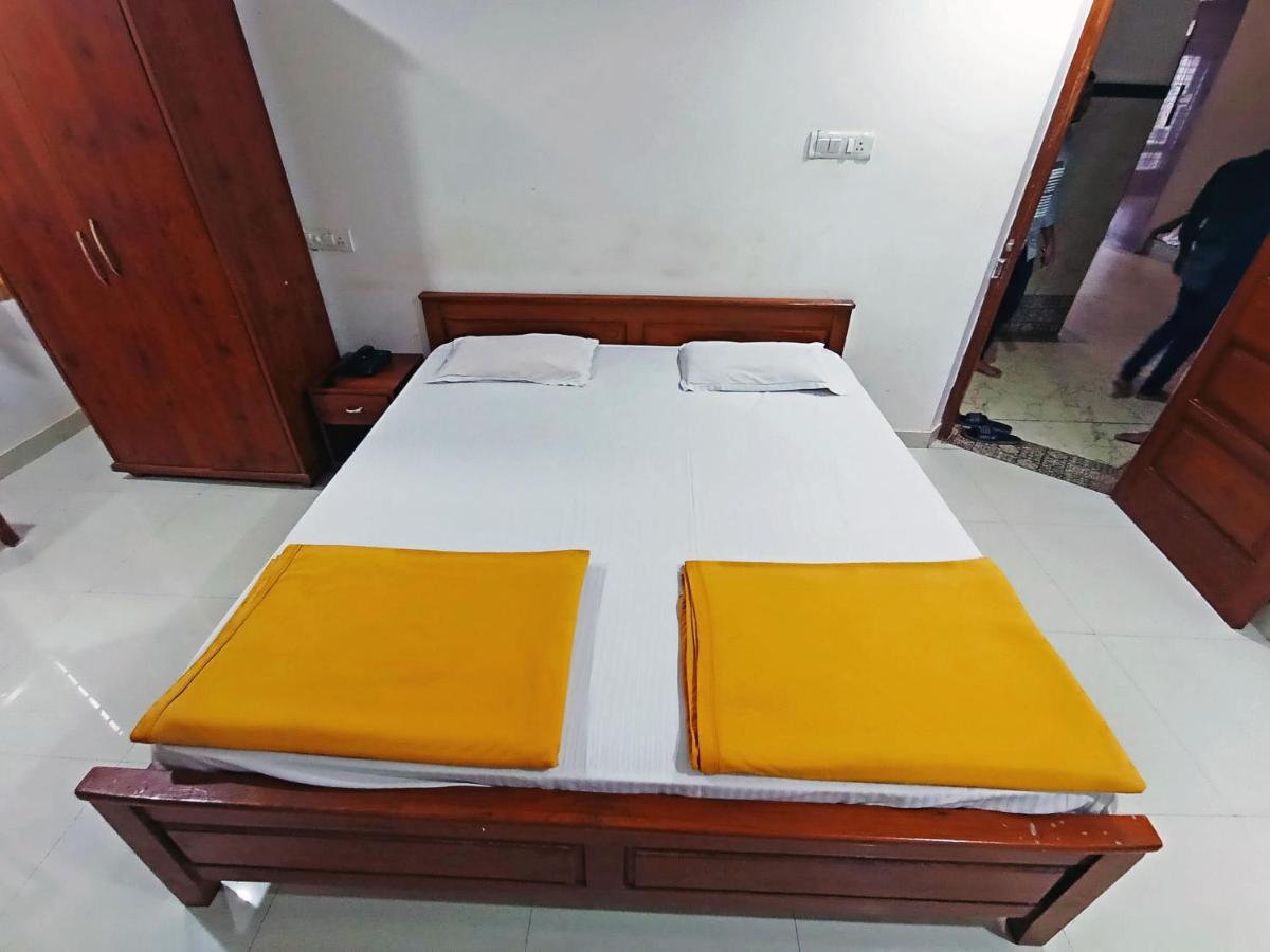 Staymaker Shri Shakti Residency Hubli Kültér fotó