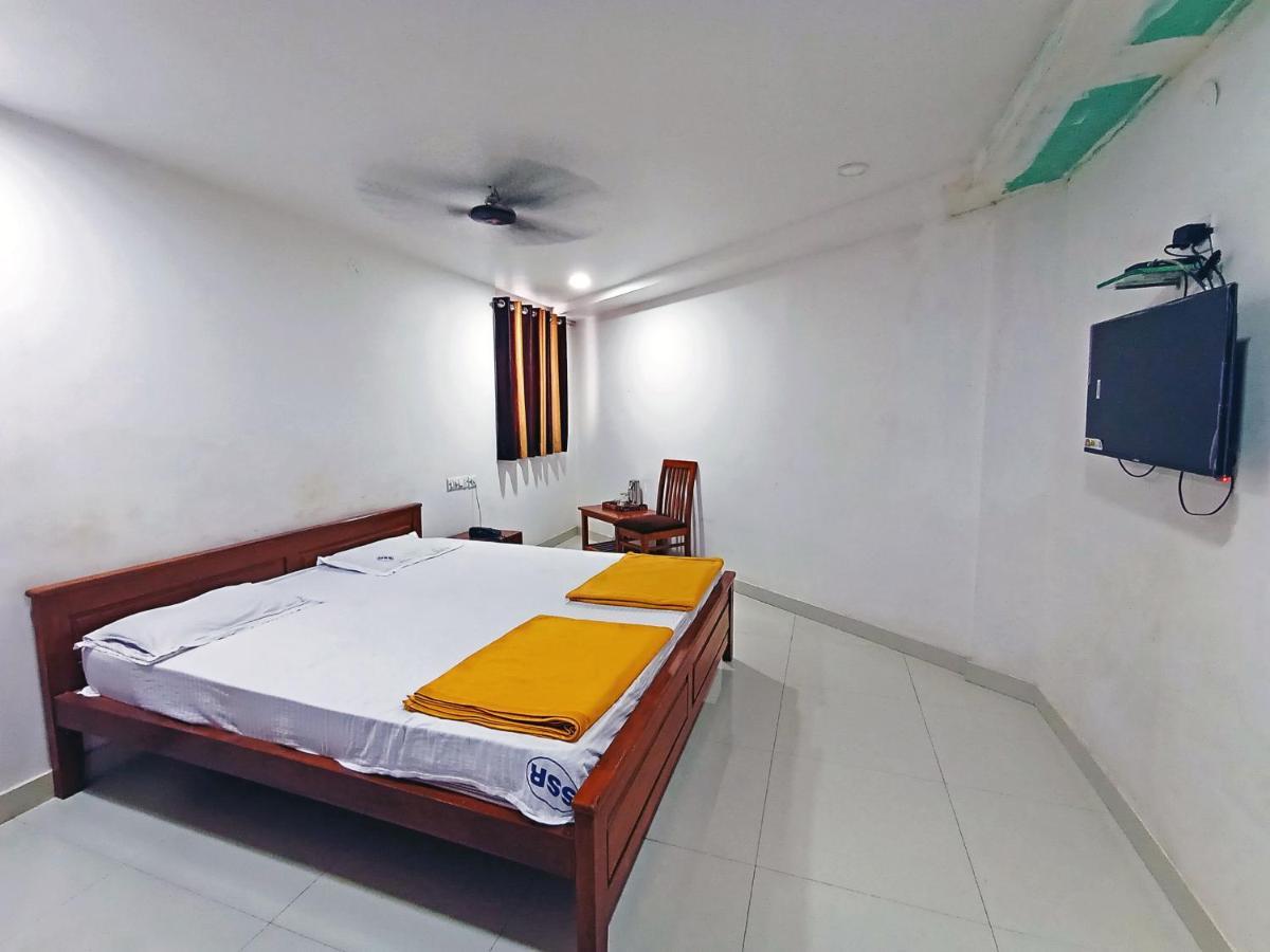 Staymaker Shri Shakti Residency Hubli Kültér fotó