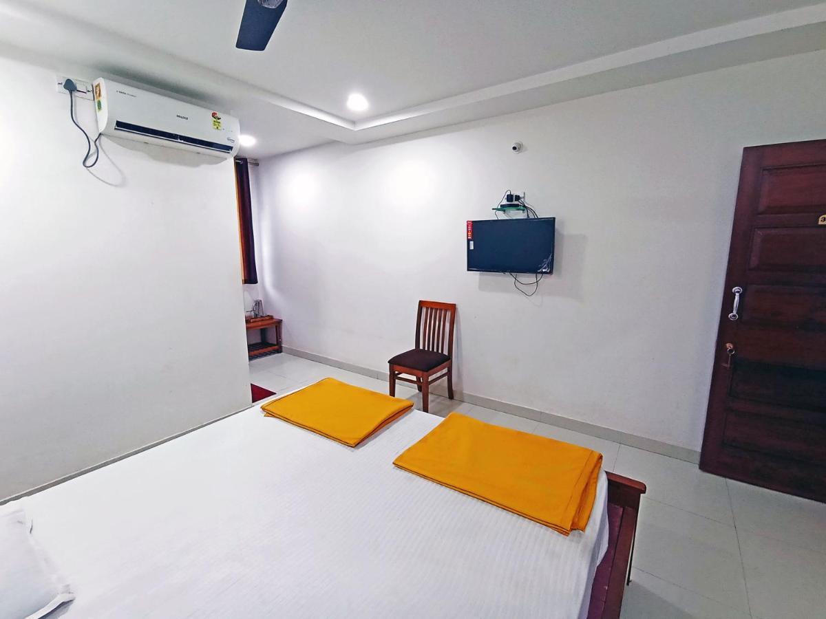 Staymaker Shri Shakti Residency Hubli Kültér fotó