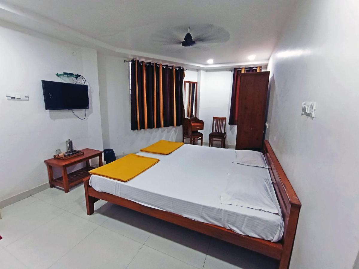 Staymaker Shri Shakti Residency Hubli Kültér fotó